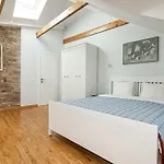 Stylish Old Town By Urban Rent Lägenhet Vilnius