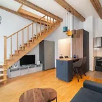 Stylish Old Town By Urban Rent וילנה