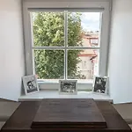 Stylish Old Town By Urban Rent شقة