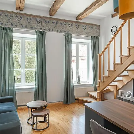 Stylish Old Town By Urban Rent Apartamento Vilna