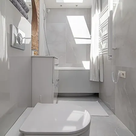 Stylish Old Town By Urban Rent *