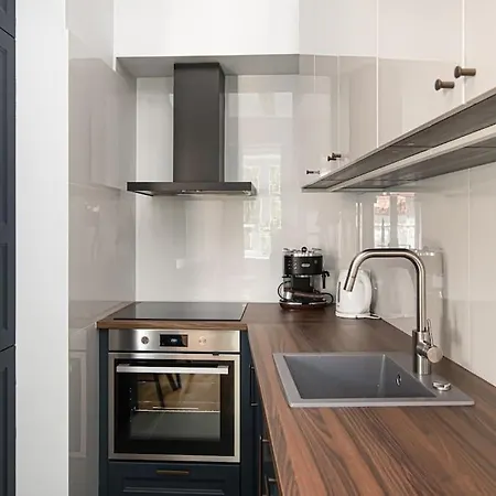Stylish Old Town By Urban Rent Apartment *