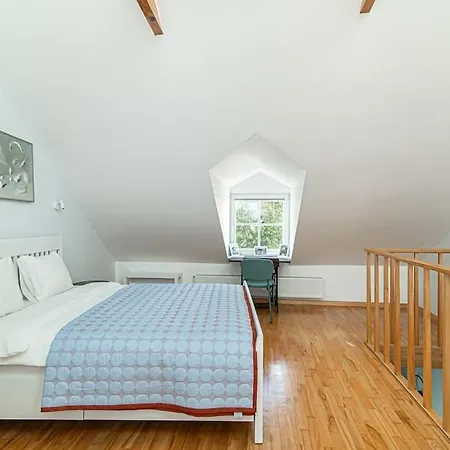 Stylish Old Town By Urban Rent Apartment *