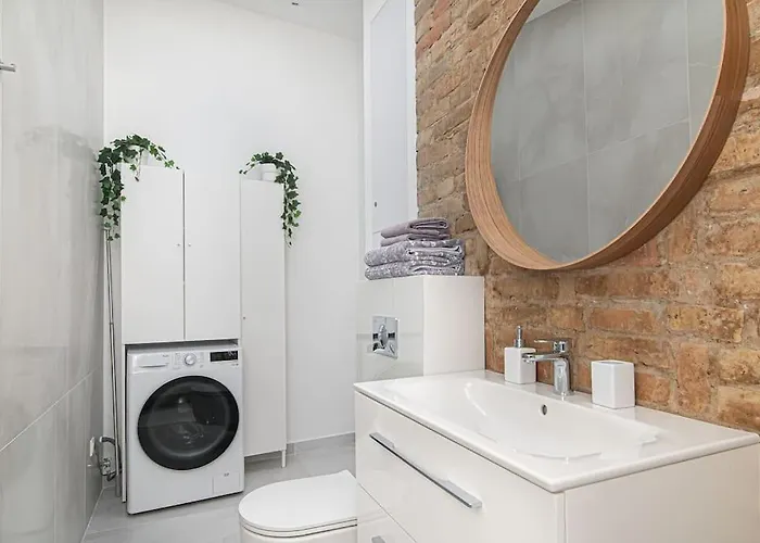 Stylish Old Town By Urban Rent Вильнюс