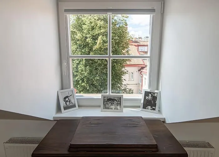 Stylish Old Town By Urban Rent Apartment